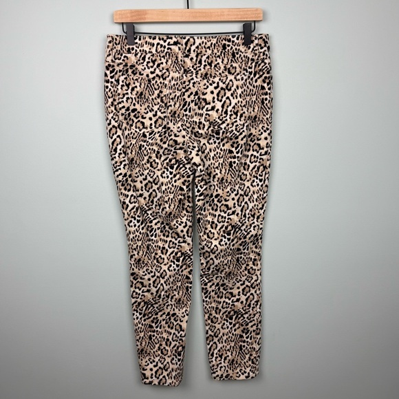 Chico's So Slimming Girlfriend Slim Leg Ankle Jeans Leopard Print - Picture 8 of 9